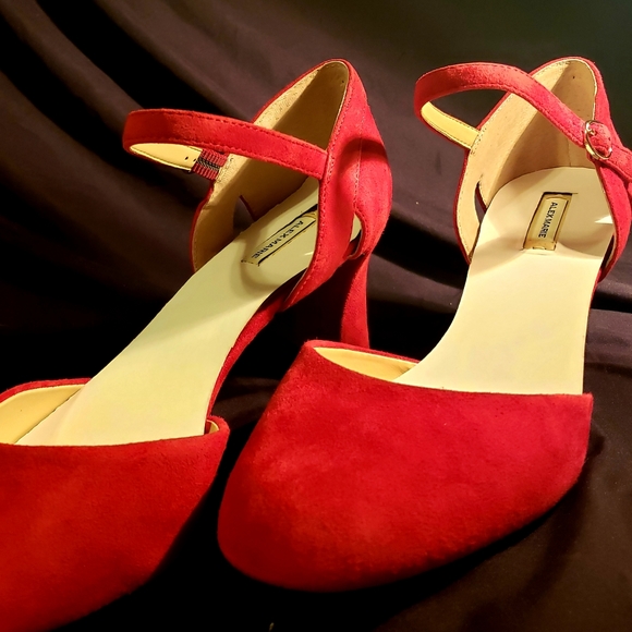NEW Red Suede Heels by Alex Marie, Size 12 - Picture 6 of 8